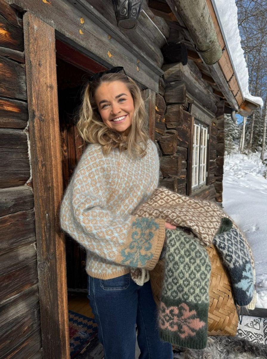 Fryd Sweater - brun/kamel/lys blå
