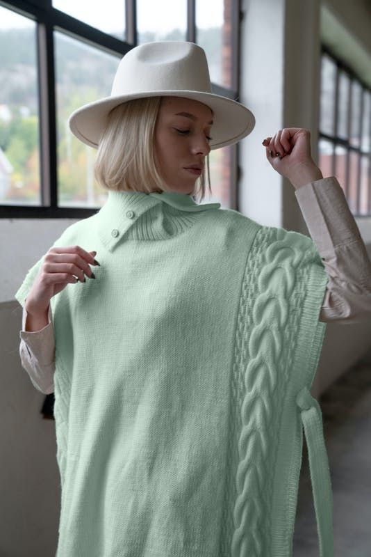 LILOU PONCHOVEST