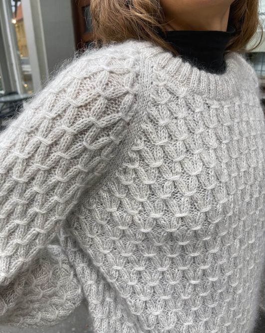 Hovedbilde Jenny Sweater (papirformat)