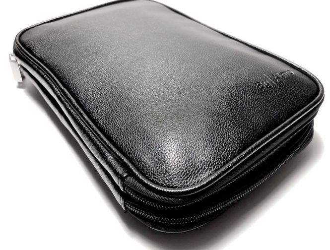 Hovedbilde ALMA BLACK