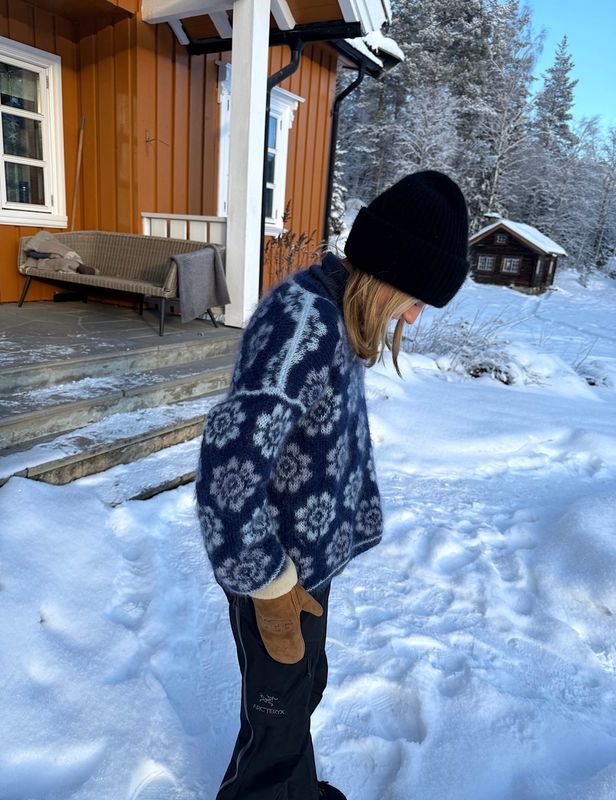 Mari Sweater - Marineblå og lysegrå