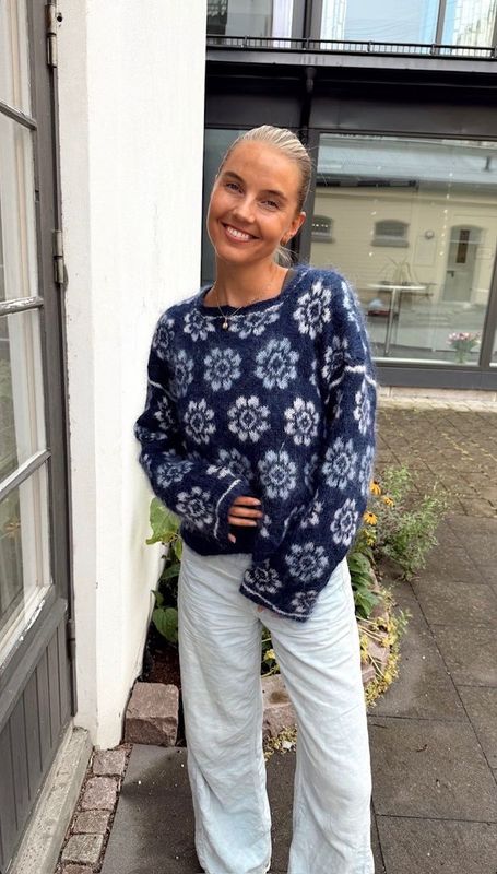 Mari Sweater - Marine (Ballerina Chunky Mohair)