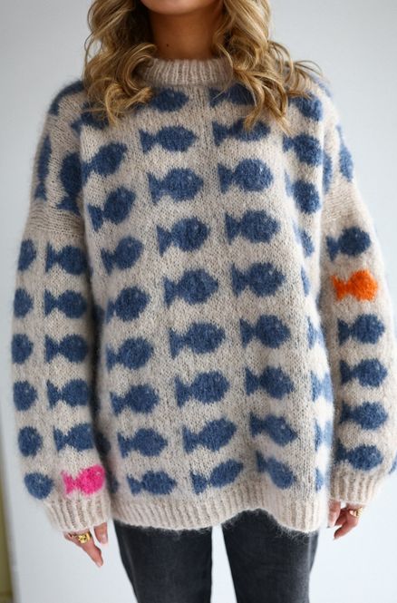 Hovedbilde Fluffy fishy genser dame