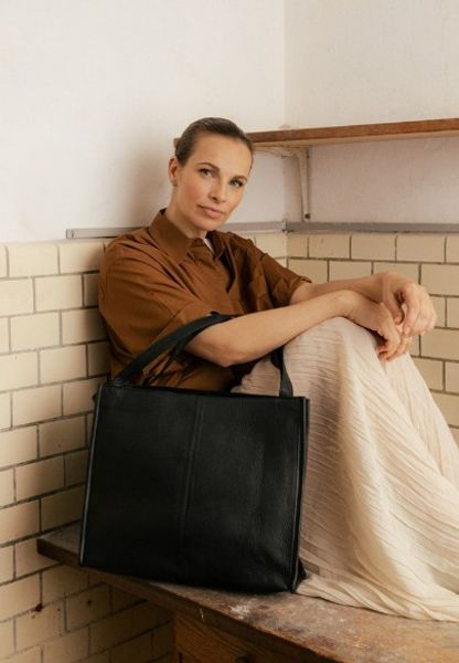 Hovedbilde  Aro Urban - Black