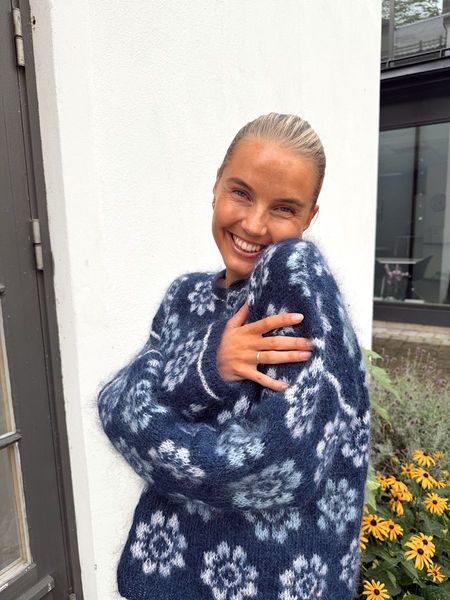 Hovedbilde Mari Sweater - Marine ...