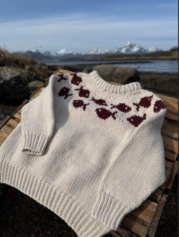 Kystgenser og lue - Lys beige/vinrød