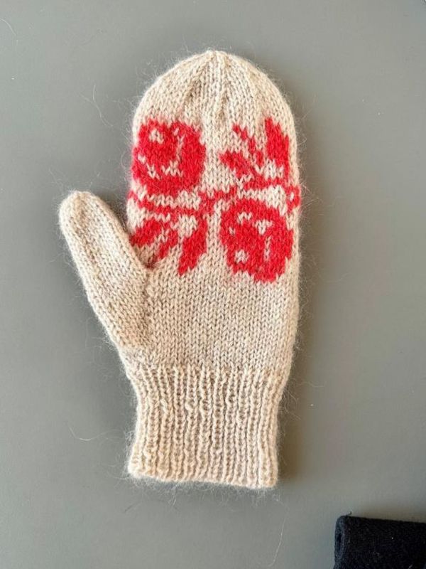 Rosie Mittens